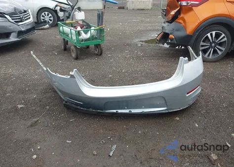 2013 Chevrolet Malibu 1Ls z USA, uszkodzony, nr VIN 1G11B5SA0DF324188